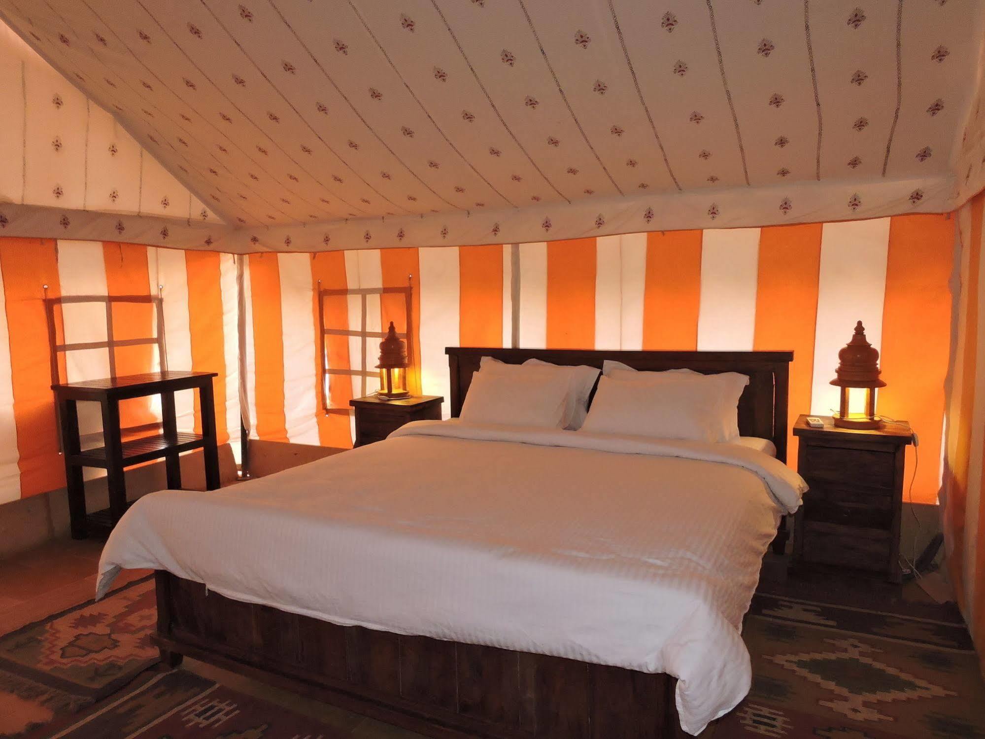 Damodra Desert Camp Jaisalmer Bagian luar foto